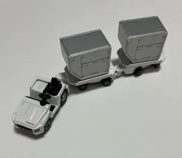 토미카 도요타 토잉 트랙터 No.136