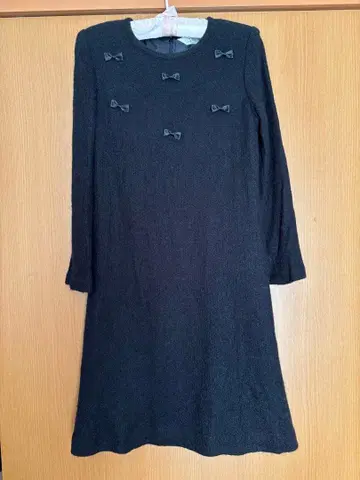 옵티 블랙 니트 원피스