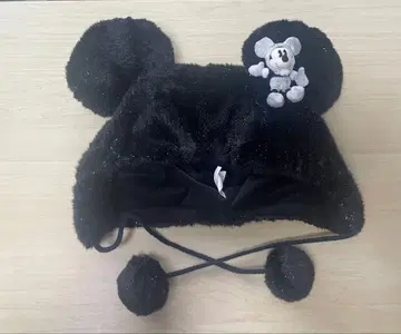 미키마우스 귀달린 퍼 모자 봉제 인형 포함