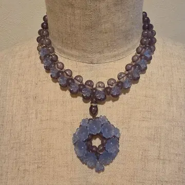 꽃 모티브 목걸이 보라색과 파랑