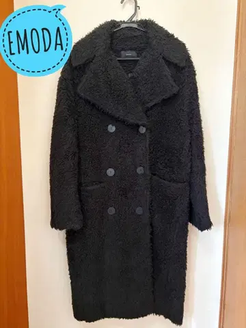 EMODA 블랙 더블 브레스트 롱 코트