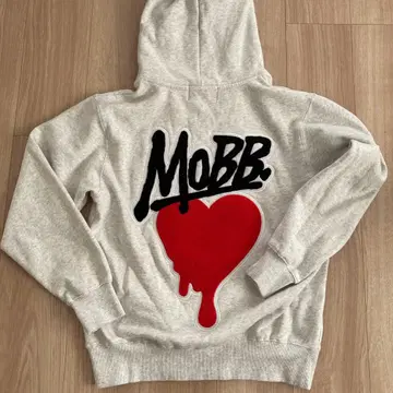 MoBB 그레이 후드티 하트 자수 미사용 M 사이즈