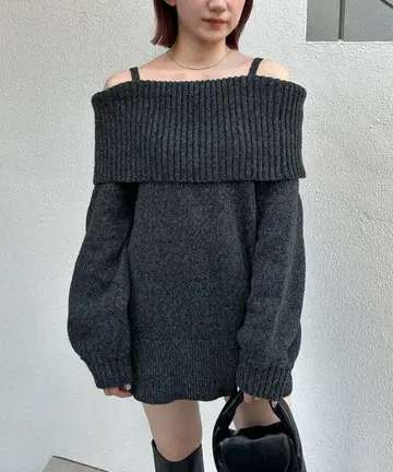 [mline] 오프숄더 미니 니트 원피스