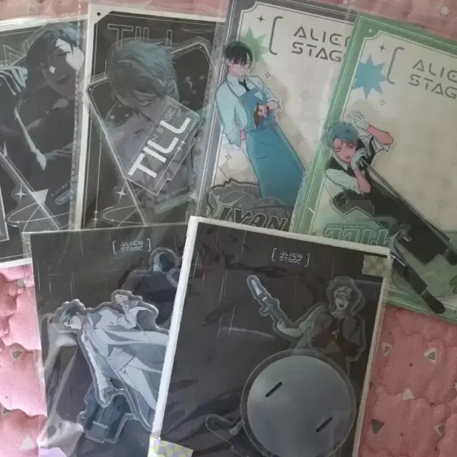 에일리언스테이지 에이스테 아크릴 스탠드 틸 이반 처분