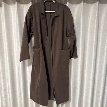 브라운 롱 코트