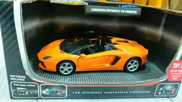 람보르기니 아벤타도르 LP 700-4 로드스터