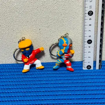 키카이다 로봇 형사 피규어 키링 세트 !