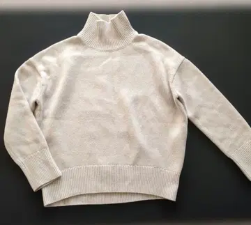 [ 새상품급 ] 23구 캐시미어 혼방 터틀 니트 38호