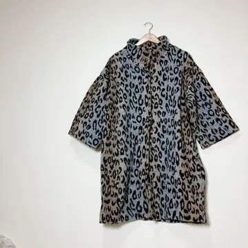 N59-2 ZARA 자라 레오파드 무늬 오버 사이즈 자켓 M