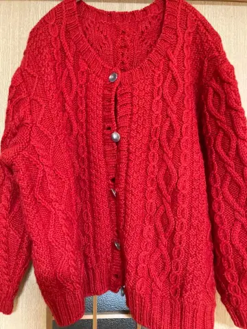 구제 의류 레드 케이블 짜임 넉넉한 가디건 프리 사이즈