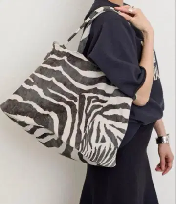 [ 바자르 아틀리에 사브롱 ] ZEBRA TOTE BAG