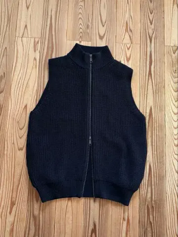 SLOANE 블랙 니트 베스트 더블 지퍼