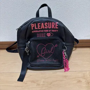 PLEASURE 메쉬 포켓 부착 백팩