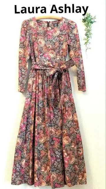 로라 애슐리, 플라워 프린트 긴팔 롱 원피스