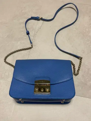 FURLA 메트로폴리스 M 사이즈