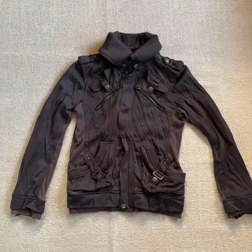 다크 브라운 집업 자켓