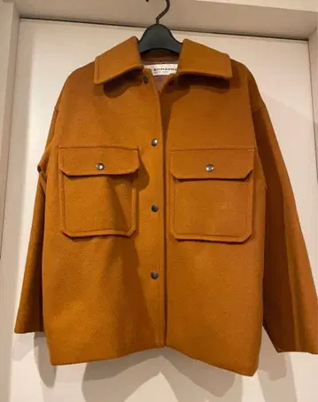 [새상품급] 신조네 숏코트