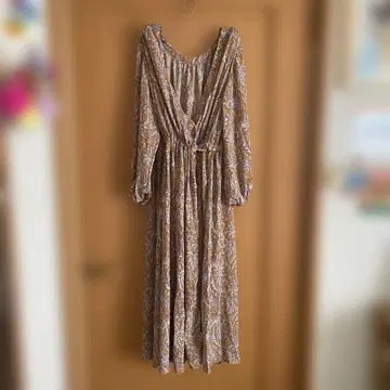 꽃무늬 긴팔 롱 원피스 F 사이즈