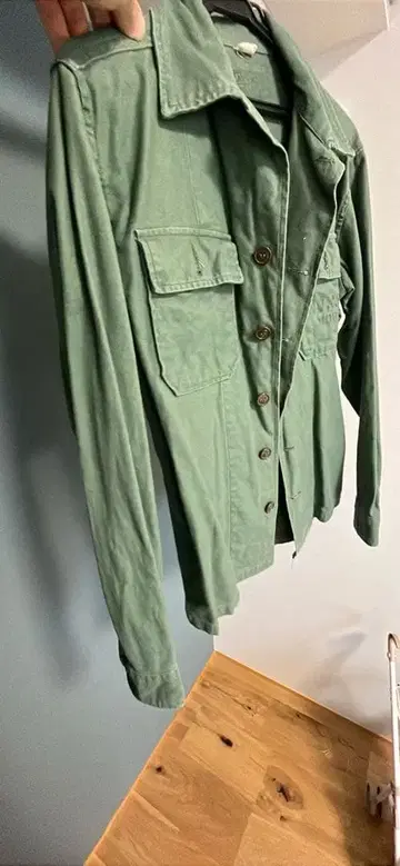 올리브 그린 밀리터리 자켓