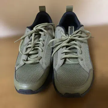 Puma 스니커즈 올리브 새상품