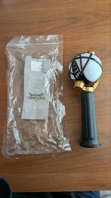 SixTONES 응원봉 YOUNG OLD