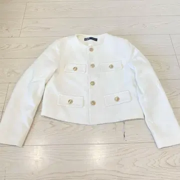 ZARA 화이트 자켓
