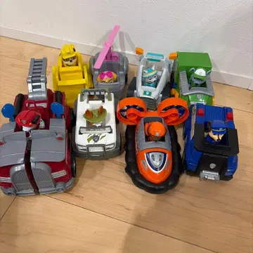 파우 패트롤 베이직 비클 8대