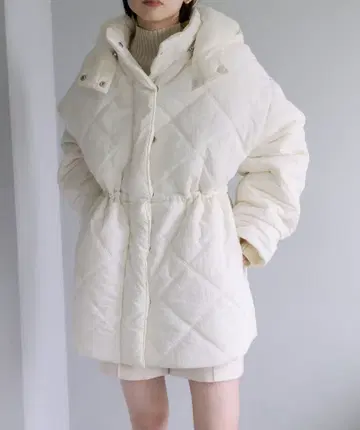 mystic 퀼팅 후드 코트 아이보리