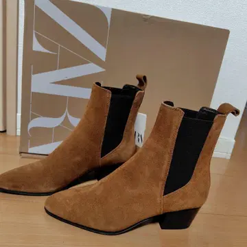 ZARA 브라운 리얼 스웨이드 사이드 고어 부츠 35 새상품, 택 포함