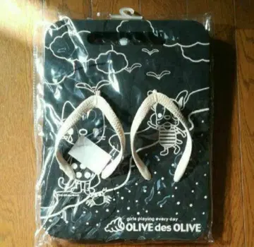 올리브 데 올리브 비치 샌들