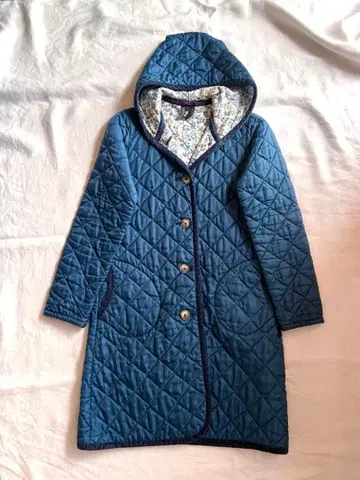 LAVENHAM 퀼팅 코트 리버티