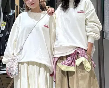 niko and MISAYO Bonnes 백 프린트 트레이닝복