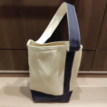 [ llbean ] 실린더 토트백 네이비 x 화이트