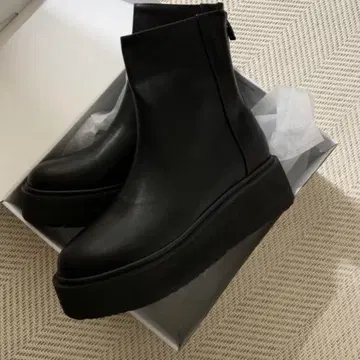 didot.showroom 부츠 24cm 새상품