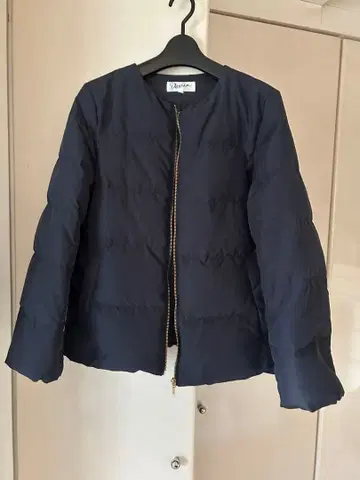 데셍 다운 자켓 네이비