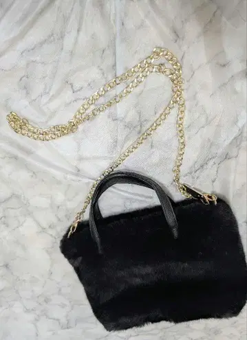 새상품 블랙 퍼 숄더백 사선 투웨이 체인백