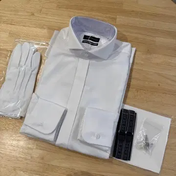 신랑 턱시도 셔츠 S 사이즈 + 잡화 4점 세트