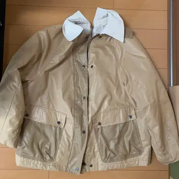 베이지 후드 부착 테일러드 자켓