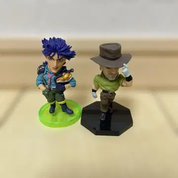 조셉 죠스타 월드 컬렉터블 피규어  2체 세트