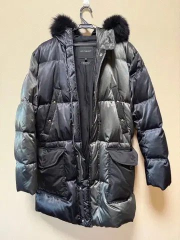 1PIU1UGUALES 블랙 다운 자켓