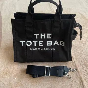 MARC JACOBS 더 토트 백 블랙