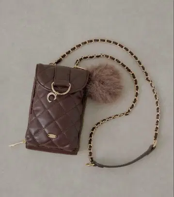 퍼 참 포함 퀼팅 스마트폰 파우치