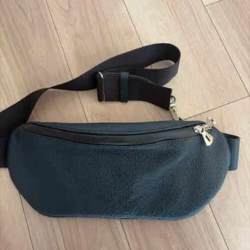 ITTI 네이비 네이비 바디백