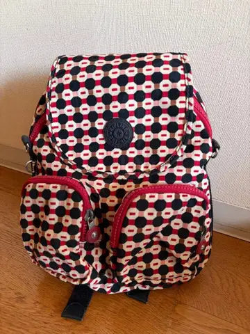 KIPLING 도트 무늬 백팩