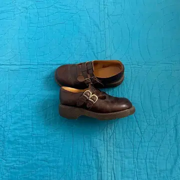 닥터마틴 메리제인