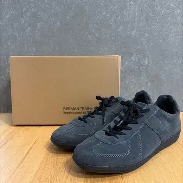 1회 착용 유나이티드 애로우즈 별주 BW SPORT사제 저먼 트레이너