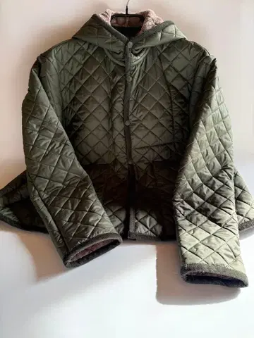 LAVENHAM 라벤햄 클로카 별주 크롭 A라인 자켓