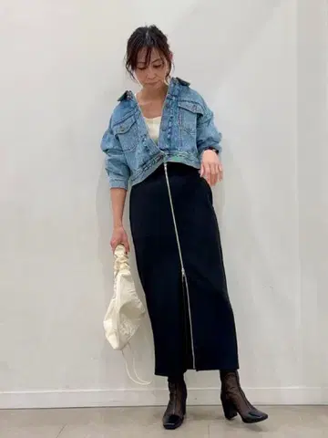 GU 데님 크롭 자켓 미사용 새상품 XL 사이즈 완판템