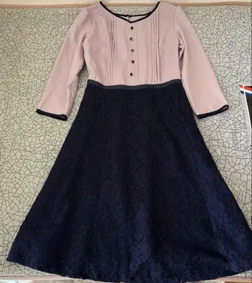 tocco closet 연보라와 네이비 원피스