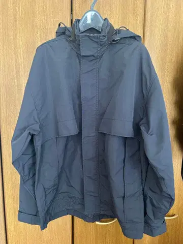 SOPH. 블랙 마운틴 파카